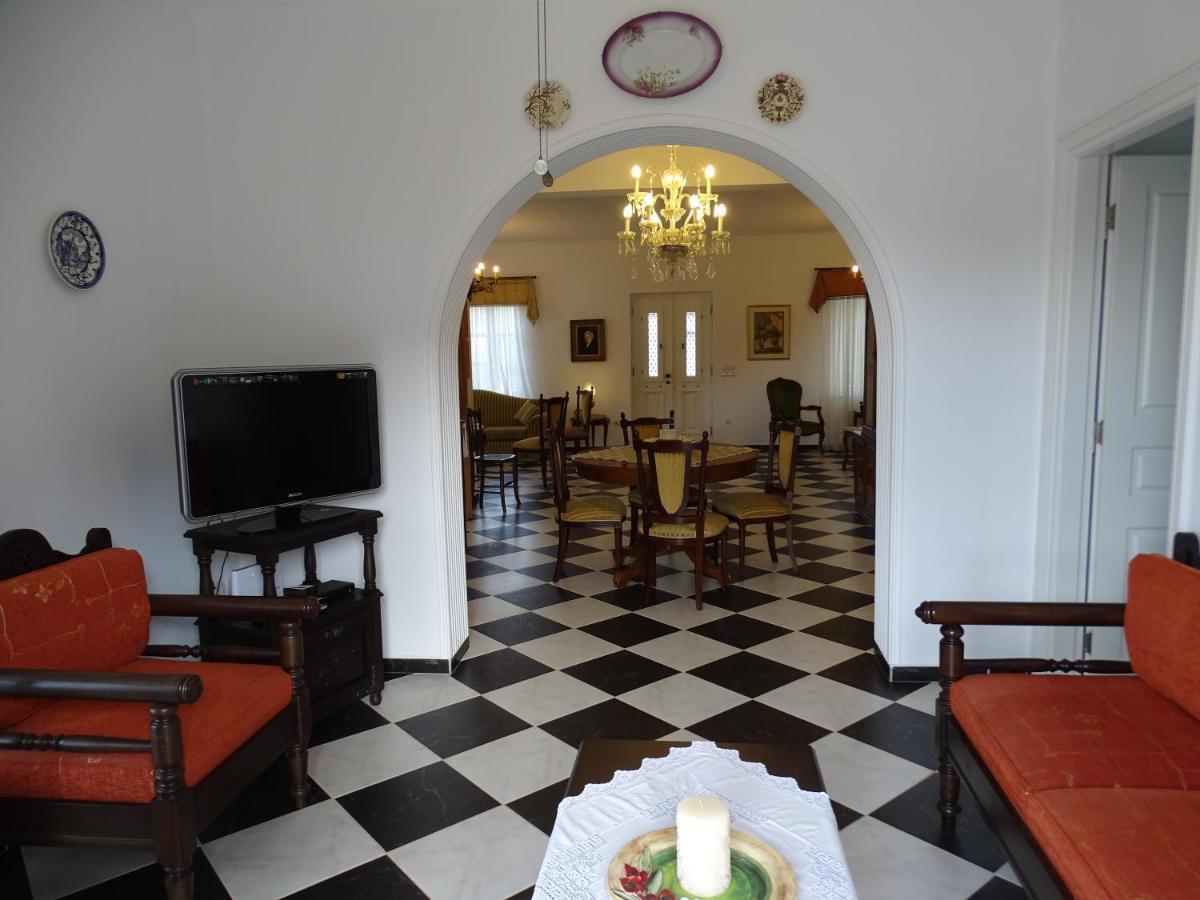 Villa Ada هيدرا المظهر الخارجي الصورة