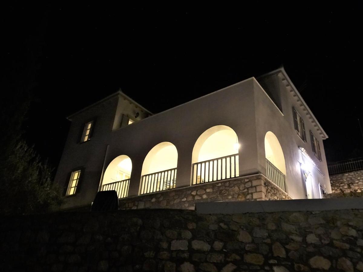 Villa Ada هيدرا المظهر الخارجي الصورة