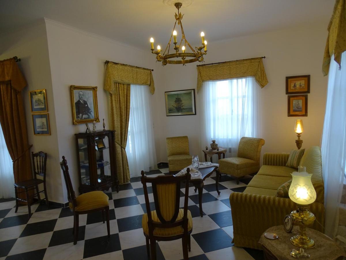 Villa Ada هيدرا المظهر الخارجي الصورة