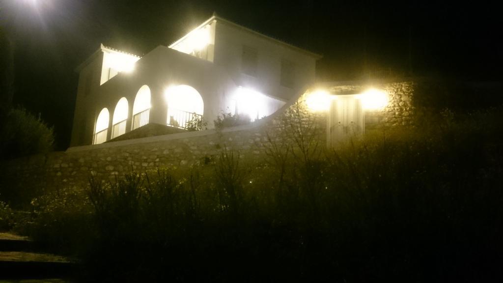 Villa Ada هيدرا المظهر الخارجي الصورة